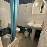 Casa De Blue 3* لورداهاتا