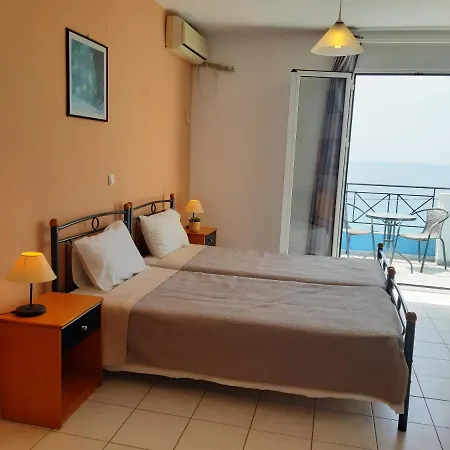 Casa De Blue Aparthotel Lourdata (Kefalonia)